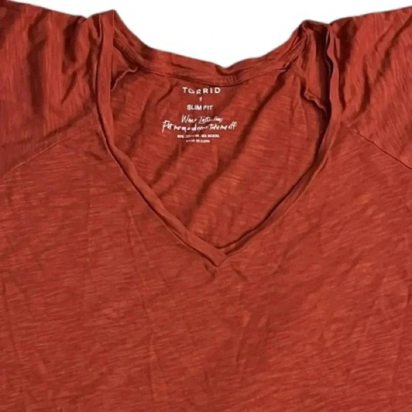 Torrid Slim Fit T-Shirt, Torrid Size 1 - Picture 4 of 7
